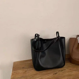 Vintage Leather Shoulder Bag Large Capacity Tote for Women