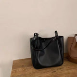 Vintage Leather Shoulder Bag Large Capacity Tote for Women