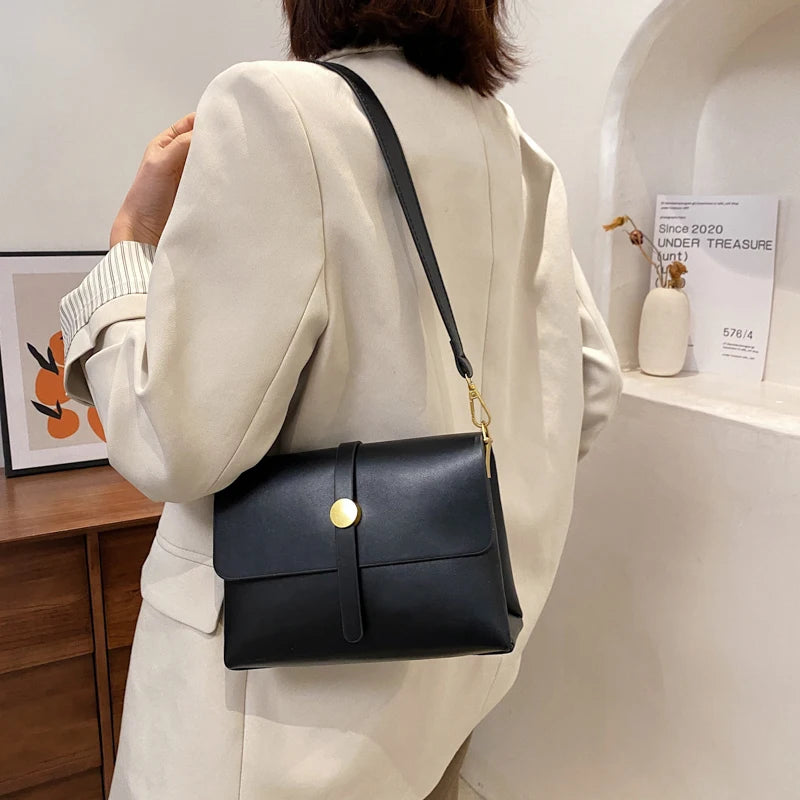 Vintage Small Leather Crossbody Bags Women's Chain Handbag