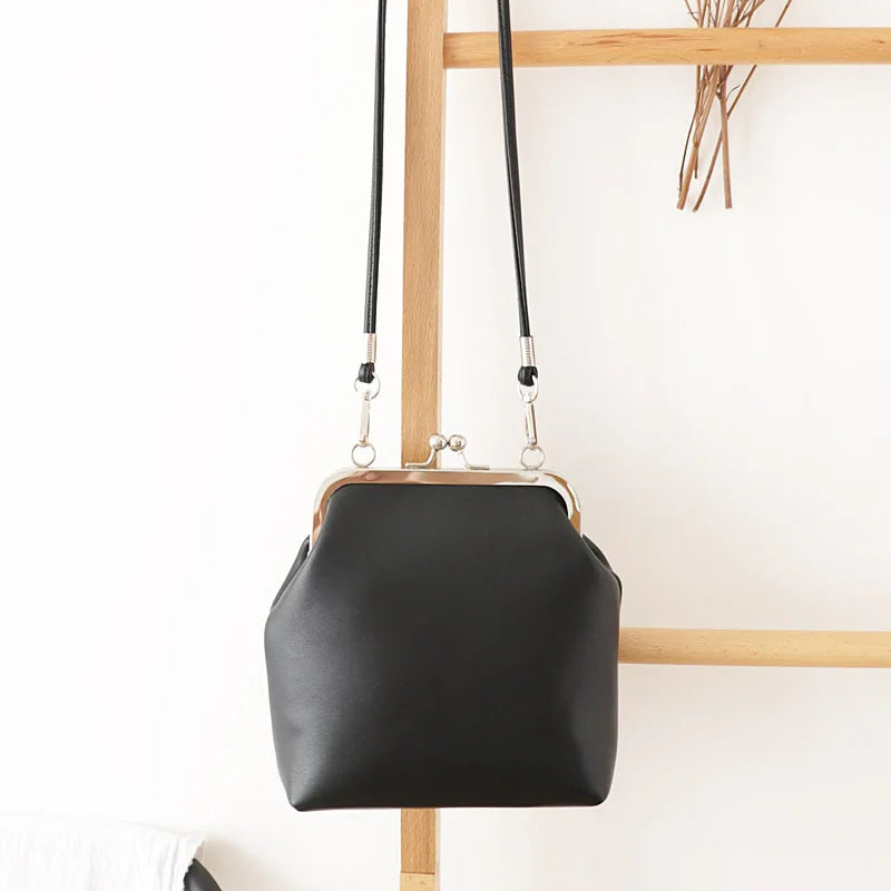 Vintage Women Clip Bags Small PU Leather Female Crossbody Shoulder Bag