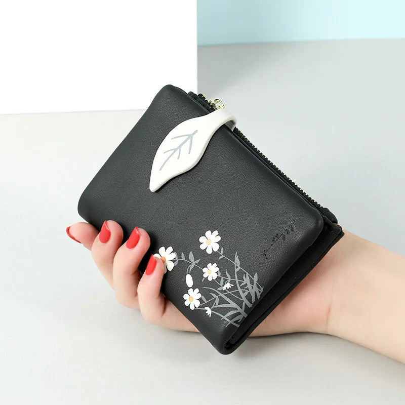 Small Daisy Print Leather Wallet Women Short Creative Soft Texture Card Holder