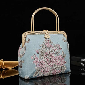 Metal Hand Bag Women's Shoulder Bag Crossbody Bag Chain Shell Lock Bags