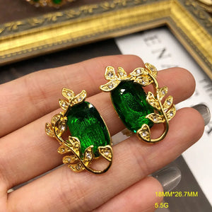 Medieval Emerald Glass Earrings Set with Elastic Bracelet
