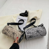 Canvas Lady Shoulder Bags
