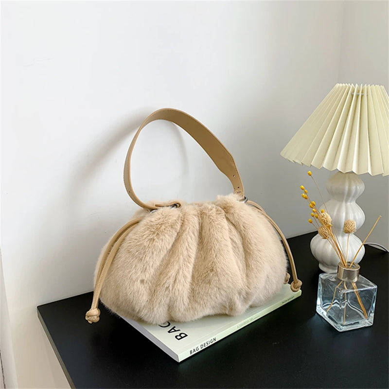 Soft Plush Shoulder Bag Winter Fur Women Cloud Bag Purses Handbags