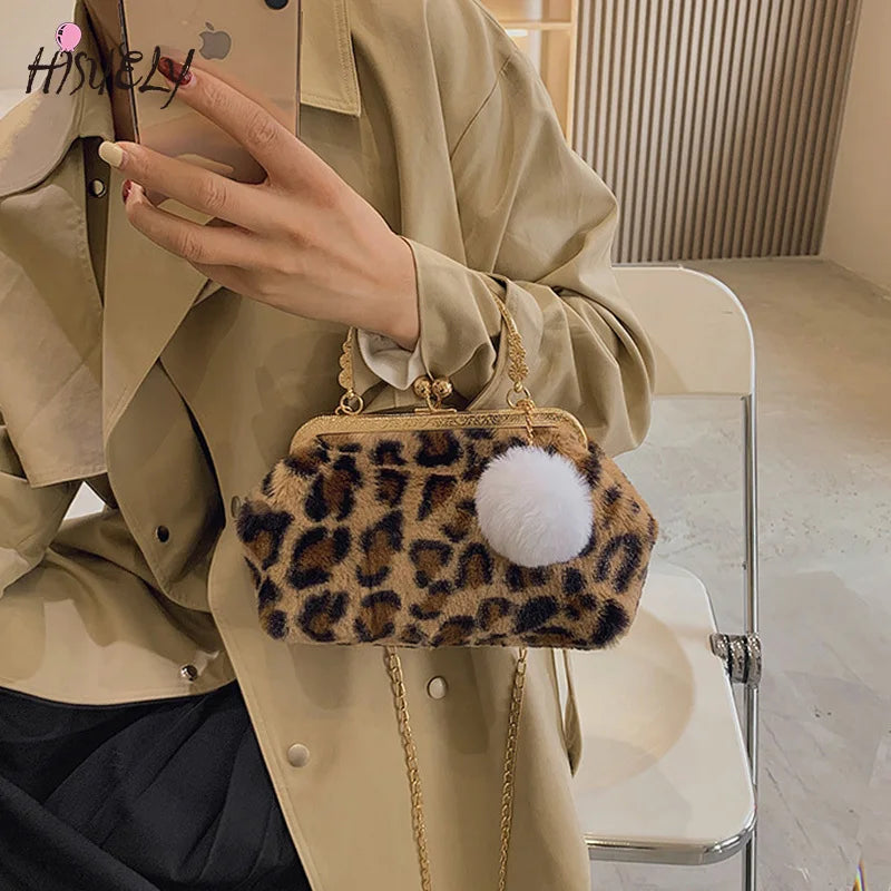 Winter Plush Dinner Bag Women Metal Chain Shoulder Messenger Bag