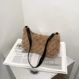 Women Argyle Shoulder Bags Plush Winter Handbags Outdoor Purse Shoulder Underarm