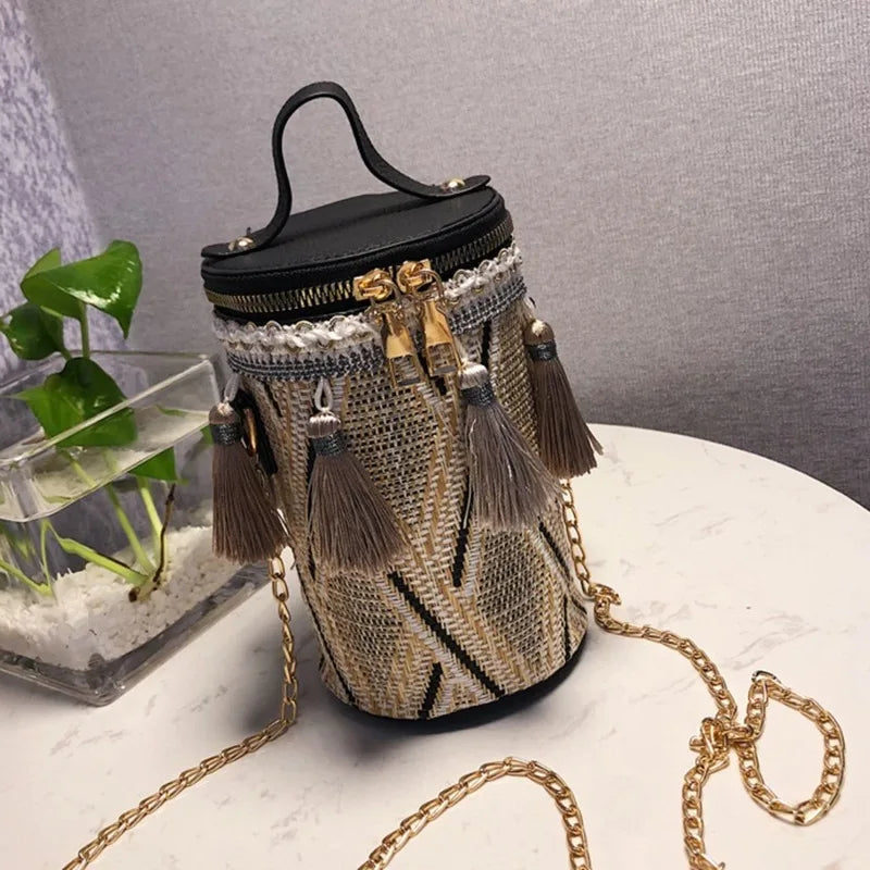 Straw Round Tote Metal Ring Chain Shoulder Bag
