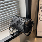 Women Woven Shoulder Bag Western Style Messenger Bags