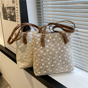 Women Casual Straw Shoulder Bag Embroidery Flower Pattern Leisure Style Braided