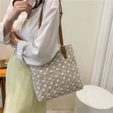 Women Casual Straw Shoulder Bag Embroidery Flower Pattern Leisure Style Braided