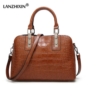 Vintage Crocodile Pattern Leather Handbag for Women