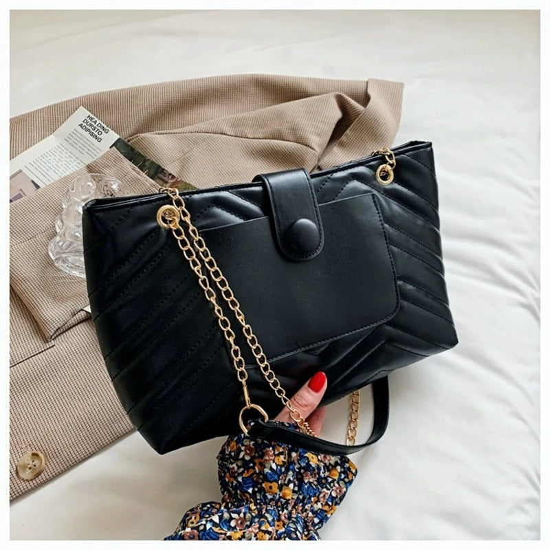 Big Chain Shoulder Crossbody Bag Large Capacity Tote Handbag Shopping Bag