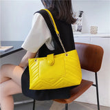 Big Chain Shoulder Crossbody Bag Large Capacity Tote Handbag Shopping Bag