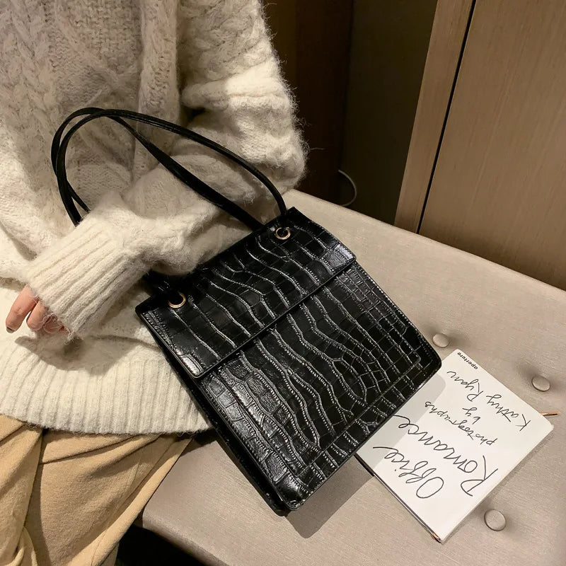 Women Messenger Bags Leather Casual Tassel Handbags Female Bag