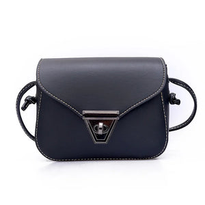 Retro Oil Leather Women Shoulder Bag Triangle Lock Handbag