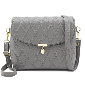 Women PU Leather Flap Handbag Small Leaf Pendant Shoulder Bag Crossbody