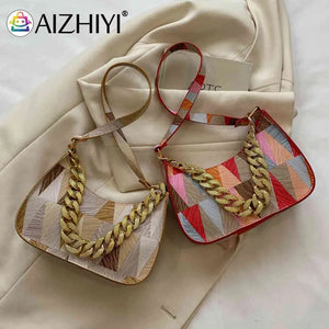 Colorful Triangle Printed Small Shoulder Bag with Thick Chain for Travel
