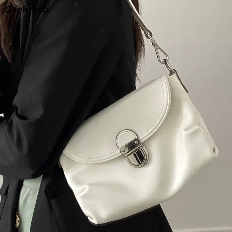 Vintage Cover Style Large Capacity Crossbody Bag