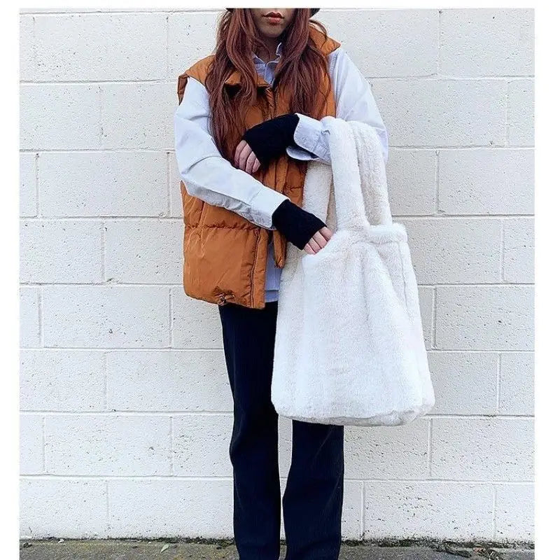 Soft Plush Faux Fur Hand Bag Shopper Bag