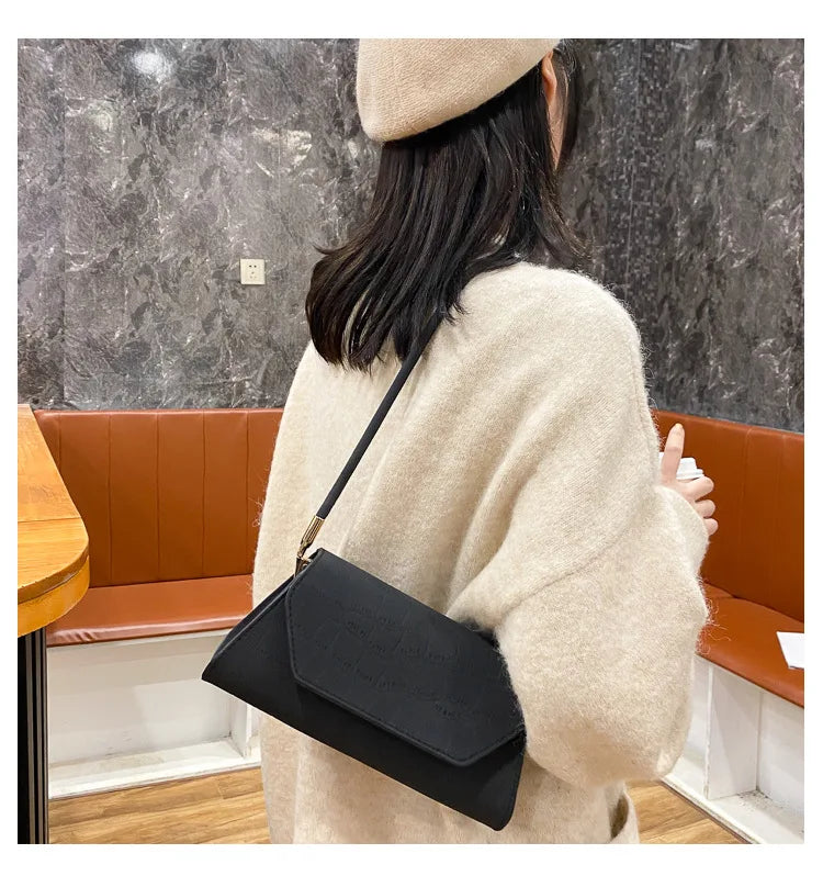 Vintage Crocodile Pattern Shoulder Bag Women