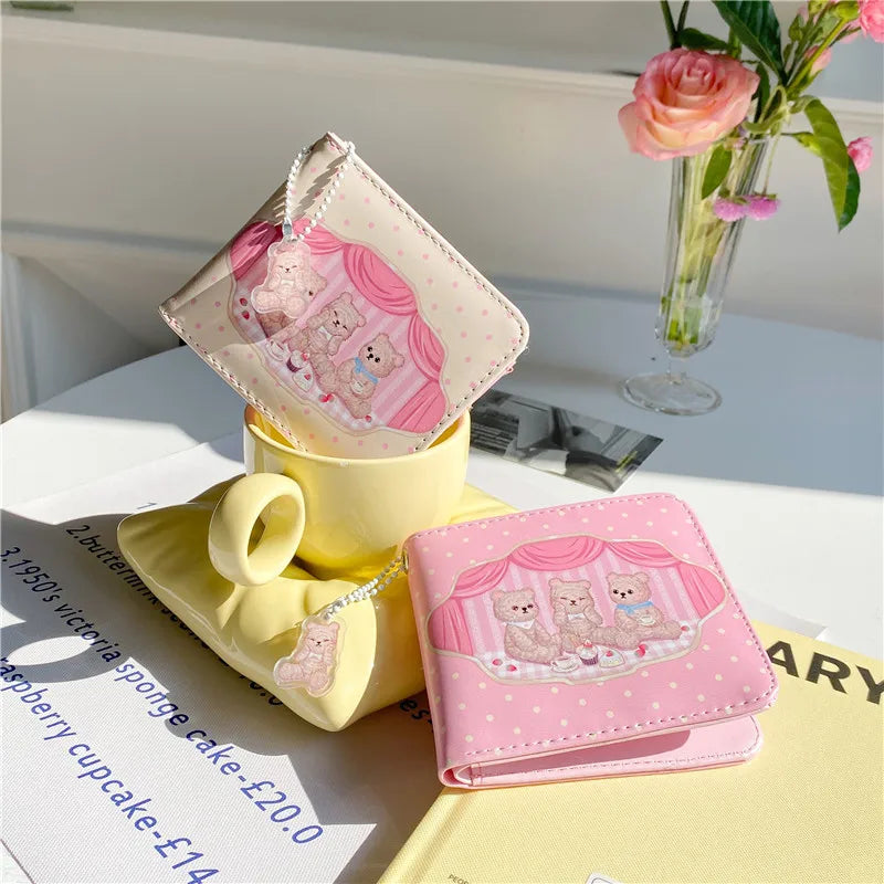 Vintage Bifold Clutch Women's Wallet with Bear Design