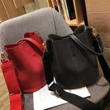 Women's PU Leather Messenger Shoulder Bag Large Capacity Casual Bucket Bag