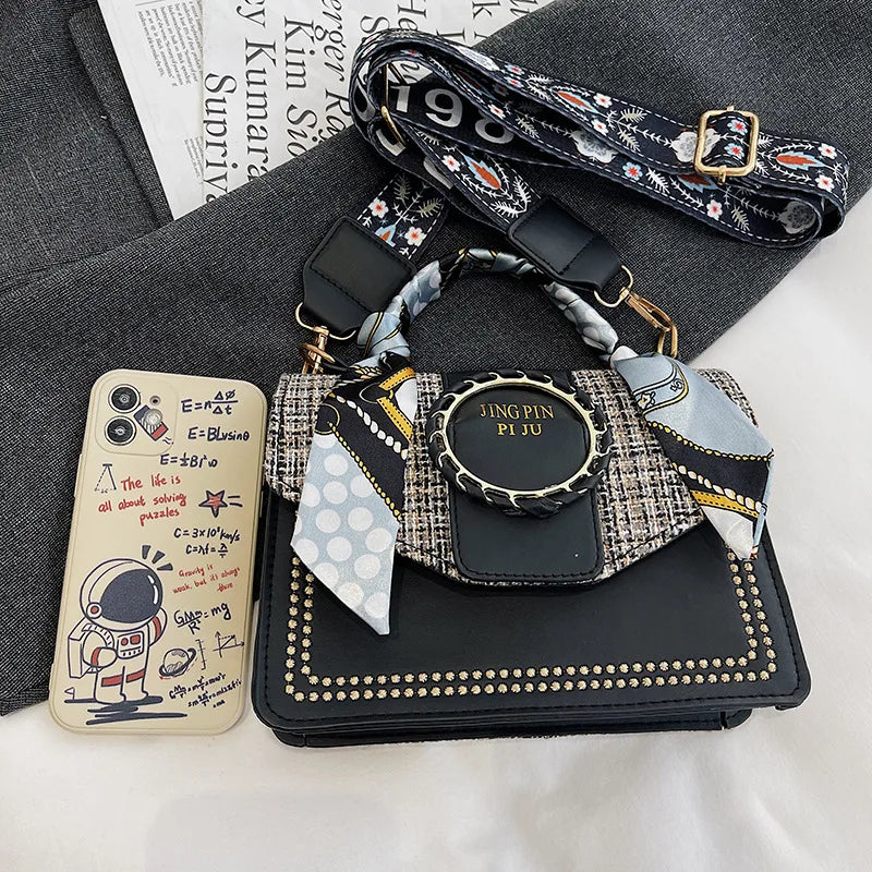 Women's Small Square Crossbody Bag Casual Feeling Portable