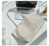Women's Large Capacity Shoulder Bags PU Leather Handbags Retro Tote Bags