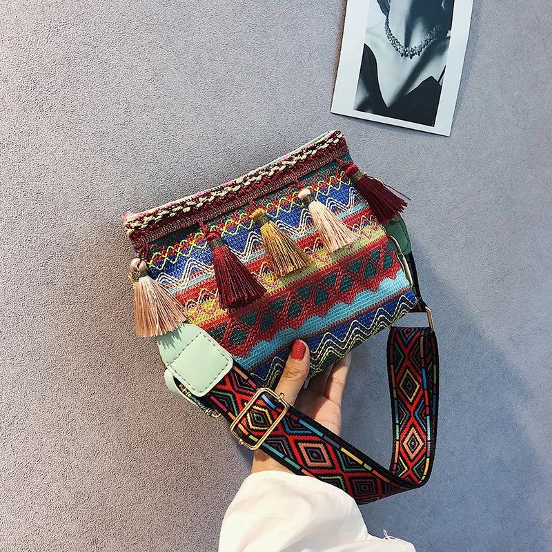 Ethnic Style Canvas Tassel Bucket Bag Crossbody Chain Bag