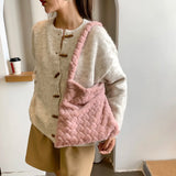 Soft Plush Shoulder Bag Heart Pattern Handbag