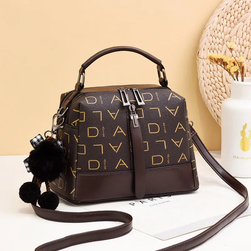 Fashionable Women's Single-shoulder Messenger Bag