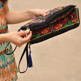 Women's Floral Embroidery Ethnic Style Handbag Cotton Large Capacity Clutch Bag