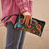 Women's Floral Embroidery Ethnic Style Handbag Cotton Large Capacity Clutch Bag