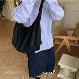 Women's One Shoulder Canvas Large Capacity Japanese Dumpling Commuting Tot Bag