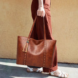 Women's Retro Rivet Bag Large Capacity Shoulder Bag High PU Leather Handbag