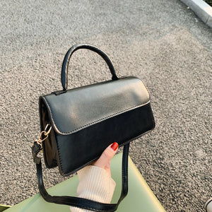 Women's Retro Crossbody Messenger Handbag Solid Tote