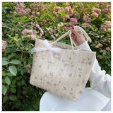 Women's Retro Art Handbag Straw Woven Shoulder Bag
