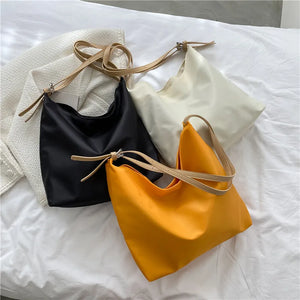 Vintage Western Style Shoulder Bag for Women