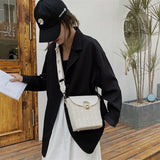 Wide Strap Shoulder Bag Lace Flower Woven Bucket Bag