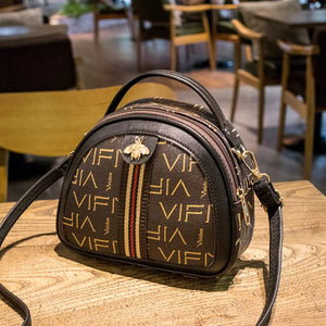 Retro Printed Messenger Bag for Women Spring and Summer