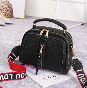 Square Shoulder Bag Women PU Leather Crossbody Chains Lady Purse