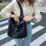 Retro Embroidered Shoulder Handbag Large-capacity Casual Ladies Shopping Bag