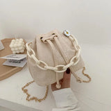 Chic Women's Crossbody Bag for Daily Use