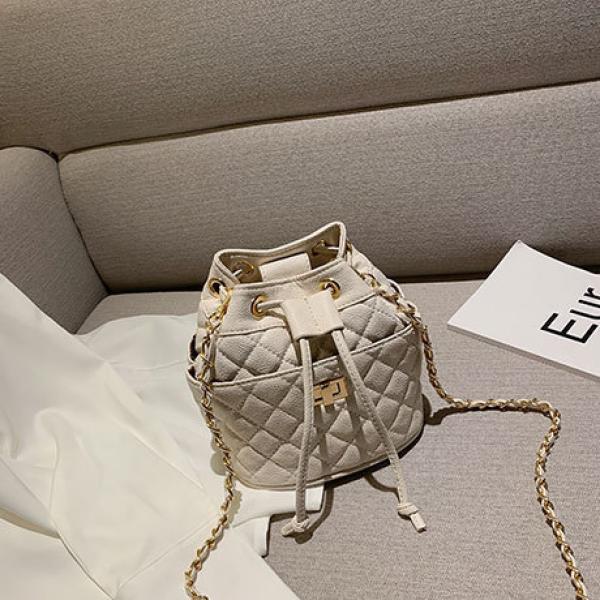 Retro Bucket Bag Chain Embroidered Shoulder Bag