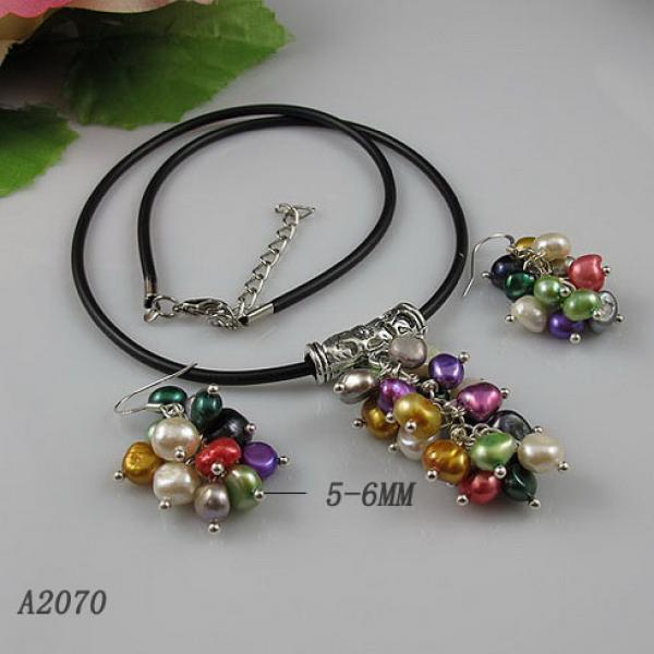 Black Leather Baroque Pearl Necklace Earring Set