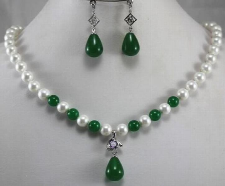 Natural Freshwater Cultured Choker Necklace Set