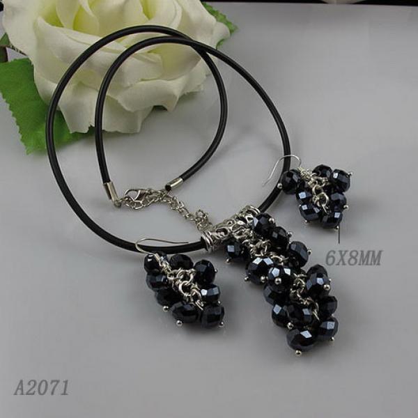Black Leather Crystal Grape Necklace Set