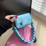Women's Shoulder Bag with Thick Strap Fine Chains